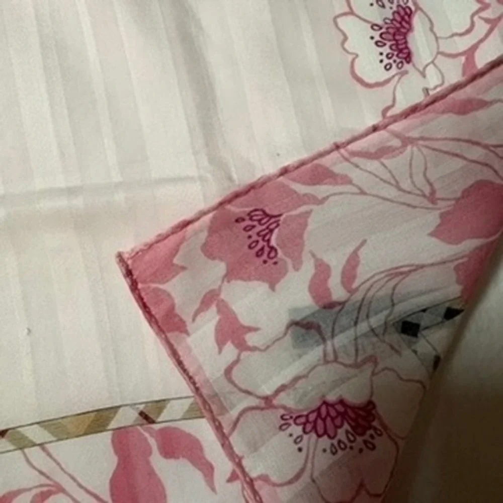 Vtg BURBERRY Scarf Handkerchief Floral Rose Cotton Pink White 19